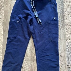 Figs navy blue straight leg scrub pants